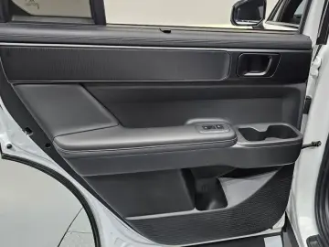 2024 Hyundai Santa Fe с пробегом 28 388 км