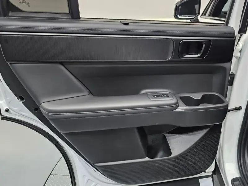 2024 Hyundai Santa Fe с пробегом 28 388 км