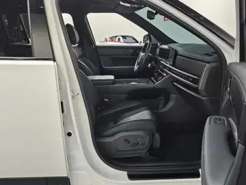 2024 Hyundai Santa Fe с пробегом 28 388 км