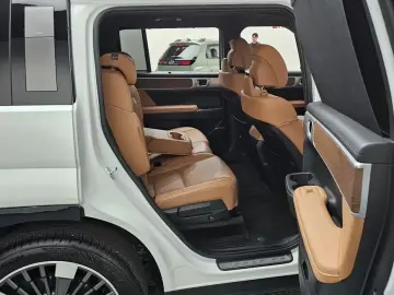 2024 Hyundai Santa Fe с пробегом 20 100 км