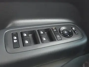 2025 Hyundai Santa Fe с пробегом 24 685 км