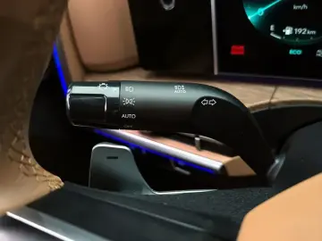 2025 Hyundai Santa Fe с пробегом 12 689 км