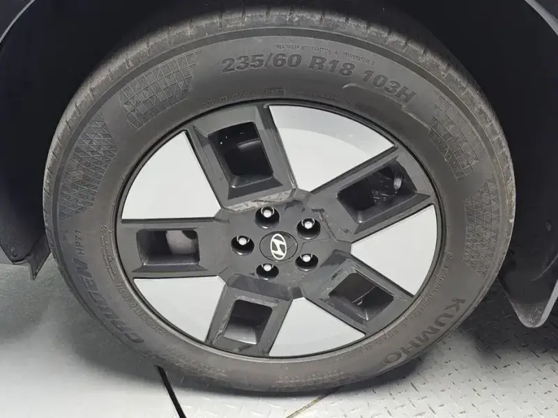 2023 Hyundai Santa Fe с пробегом 47 195 км