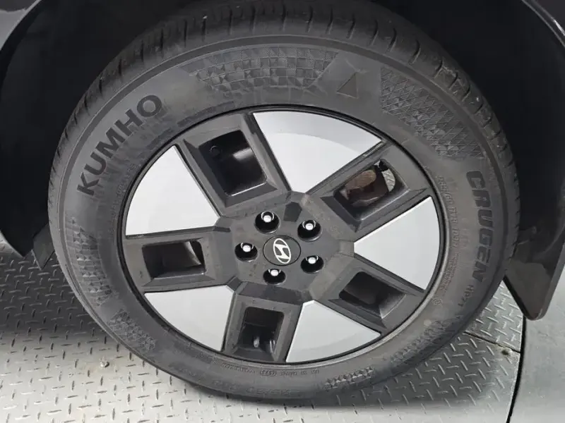 2023 Hyundai Santa Fe с пробегом 47 195 км