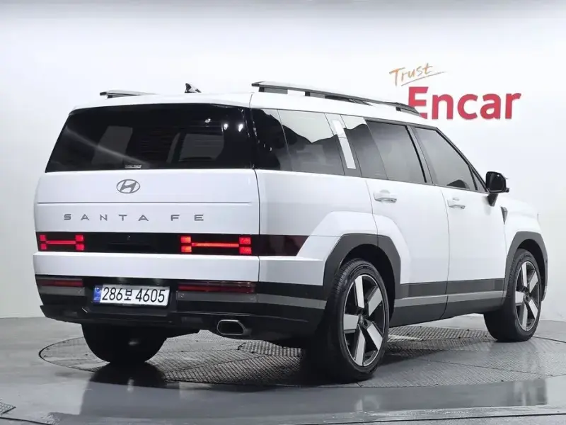 2025 Hyundai Santa Fe с пробегом 37 350 км
