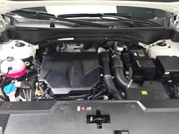2025 Hyundai Santa Fe с пробегом 37 350 км