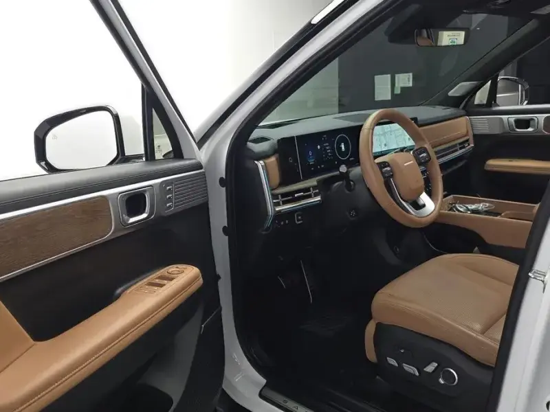 2025 Hyundai Santa Fe с пробегом 37 350 км