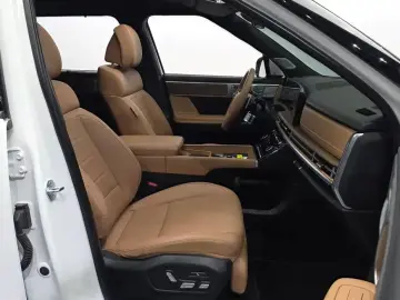 2025 Hyundai Santa Fe с пробегом 37 350 км