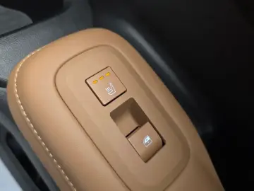 2025 Hyundai Santa Fe с пробегом 37 350 км