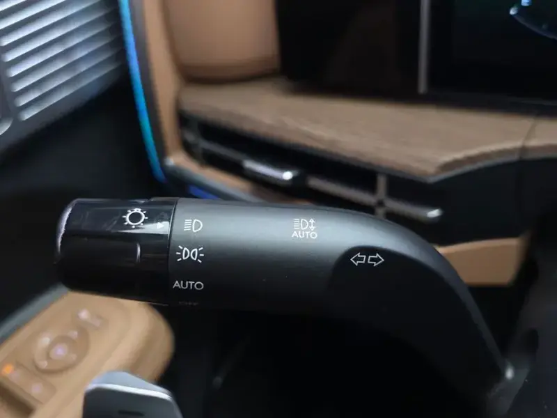 2025 Hyundai Santa Fe с пробегом 37 350 км