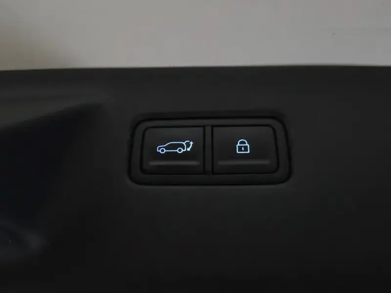 2025 Hyundai Santa Fe с пробегом 37 350 км