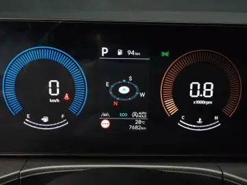 2025 Hyundai Santa Fe с пробегом 7 682 км