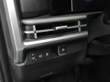 2025 Hyundai Santa Fe с пробегом 7 682 км