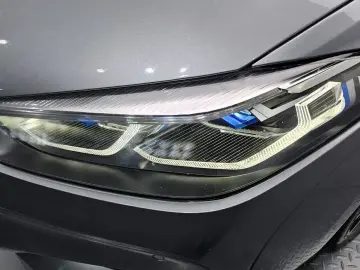 2022 BMW 8 серии с пробегом 74 666 км