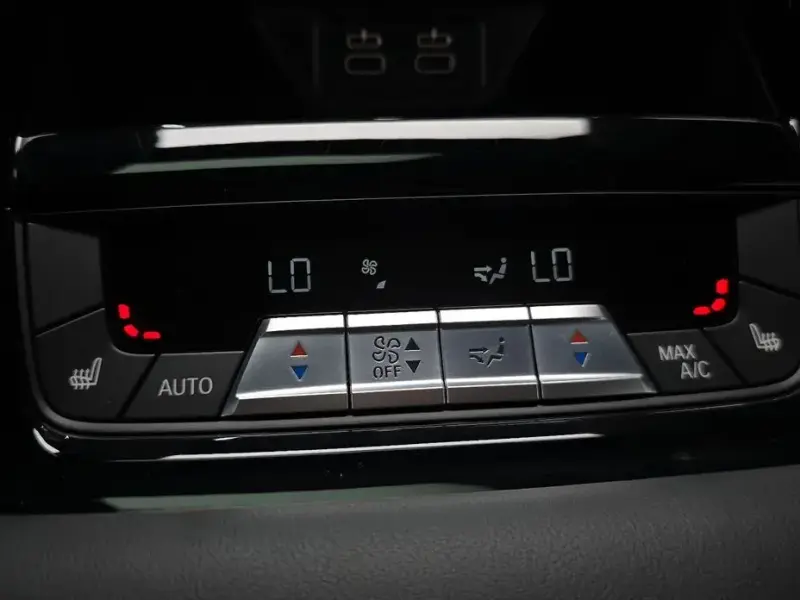 2022 BMW 8 серии с пробегом 74 666 км