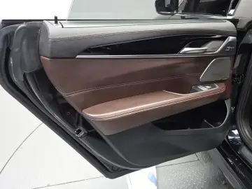 2021 BMW 6 серии с пробегом 103 677 км
