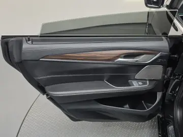 2022 BMW 6 серии с пробегом 50 578 км