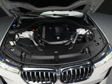 2021 BMW 6 серии с пробегом 59 144 км