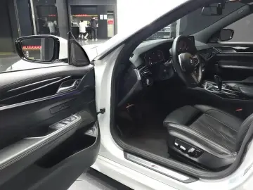 2021 BMW 6 серии с пробегом 59 144 км