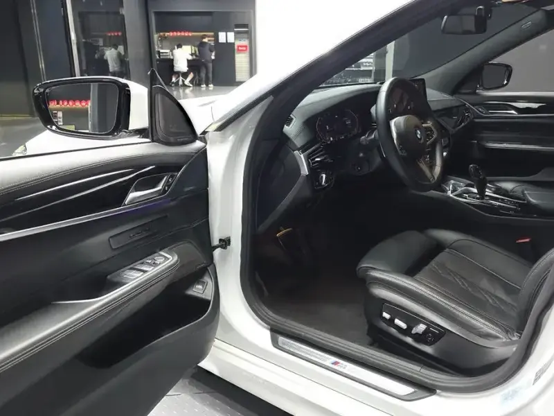 2021 BMW 6 серии с пробегом 59 144 км