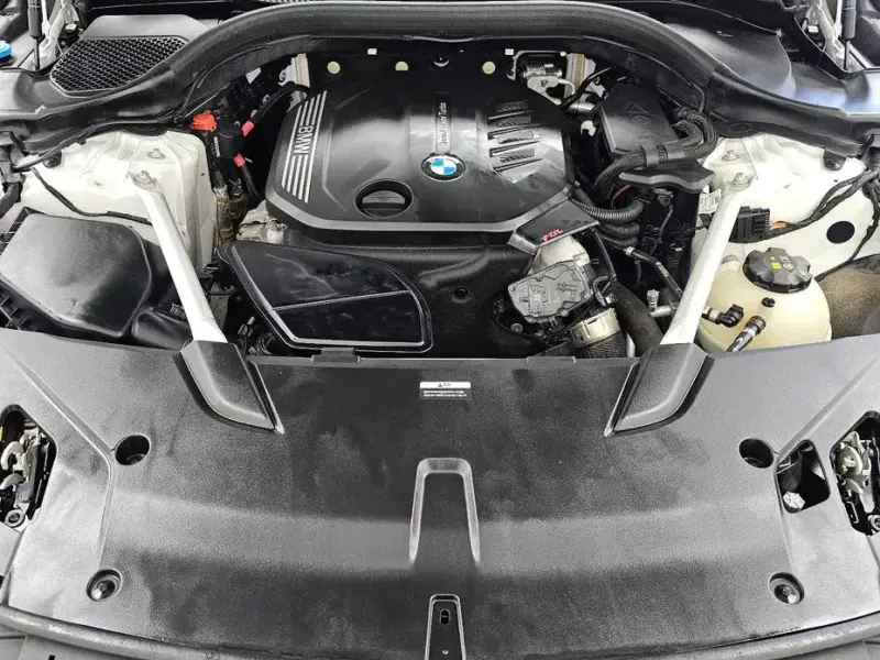 2023 BMW 6 серии с пробегом 45 100 км