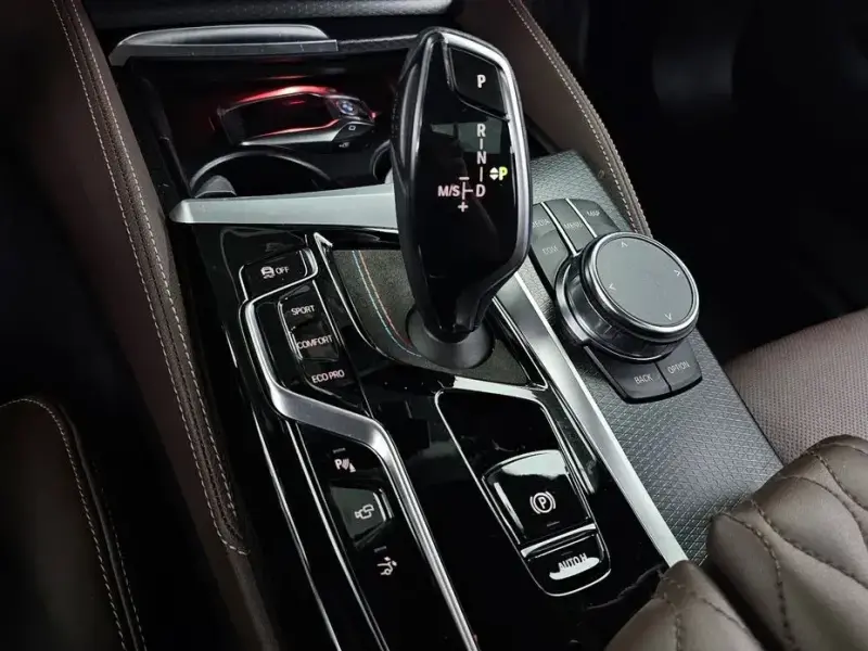 2023 BMW 6 серии с пробегом 45 100 км