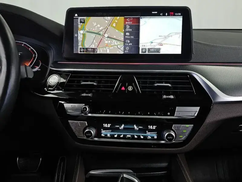2023 BMW 6 серии с пробегом 45 100 км
