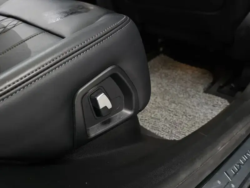 2023 BMW 6 серии с пробегом 50 995 км