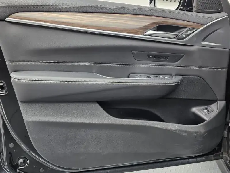 2023 BMW 6 серии с пробегом 50 995 км