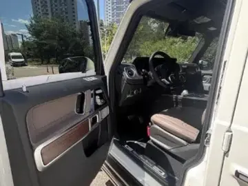 2026 Mercedes-Benz G-Класс с пробегом 30 км