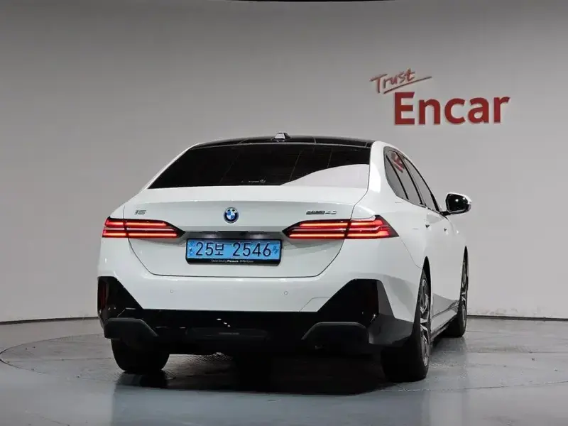 2024 BMW i5 с пробегом 85 812 км