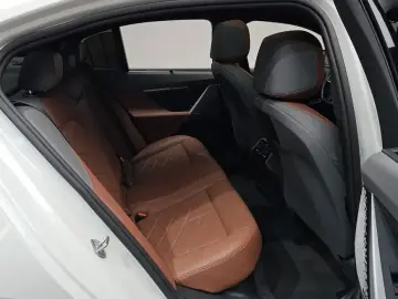 2024 BMW i5 с пробегом 85 812 км