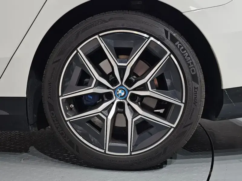 2024 BMW i5 с пробегом 85 812 км