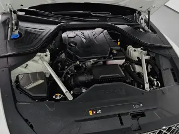 2023 Genesis G80 с пробегом 14 507 км