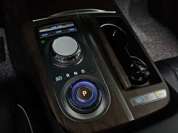 2023 Genesis G80 с пробегом 14 507 км