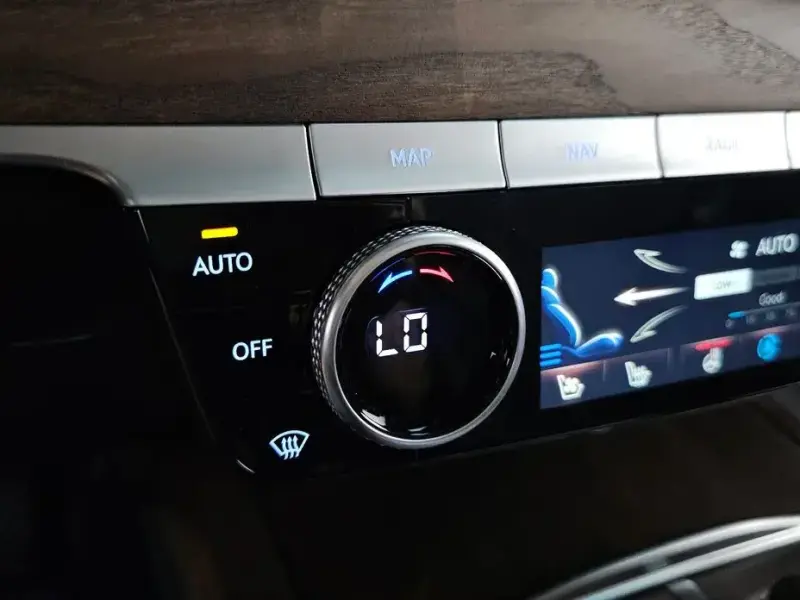 2023 Genesis G80 с пробегом 14 507 км