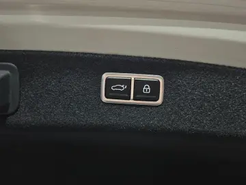 2023 Genesis G80 с пробегом 14 507 км
