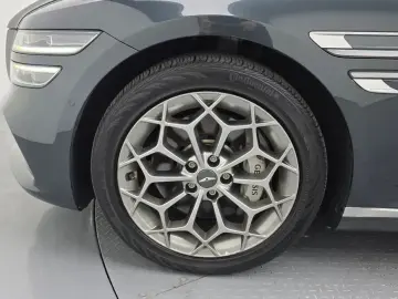 2023 Genesis G80 с пробегом 53 033 км