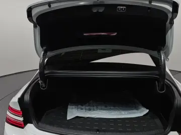 2023 Genesis G80 с пробегом 14 507 км
