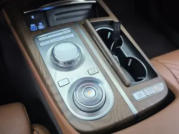 2023 Genesis G80 с пробегом 53 033 км