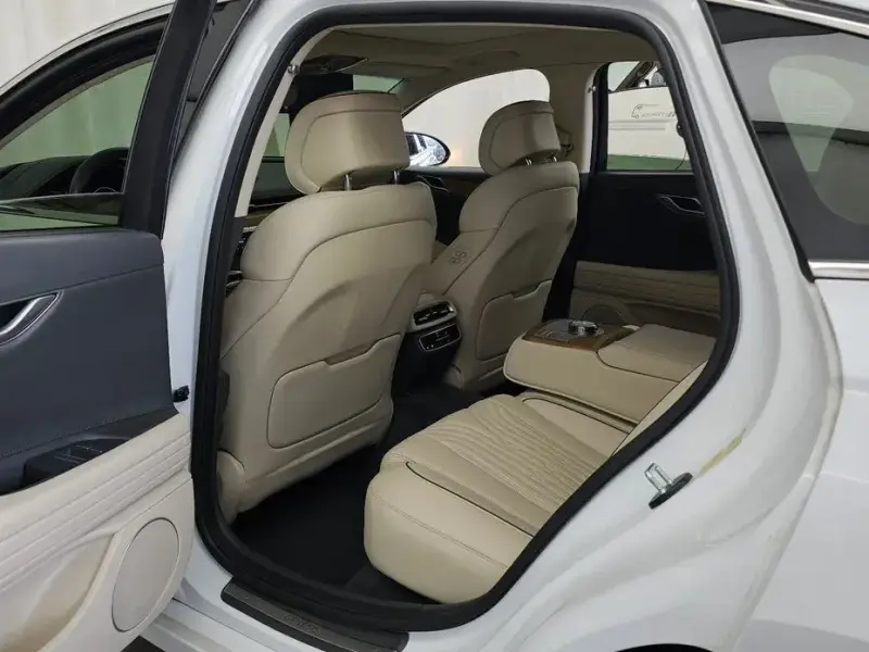 2023 Genesis G80 с пробегом 72 099 км