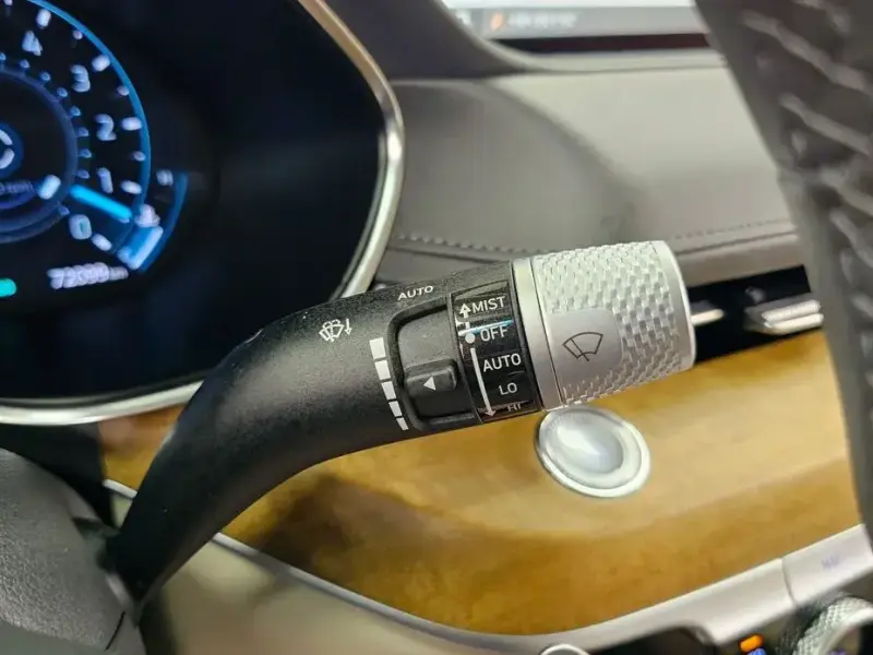 2023 Genesis G80 с пробегом 72 099 км