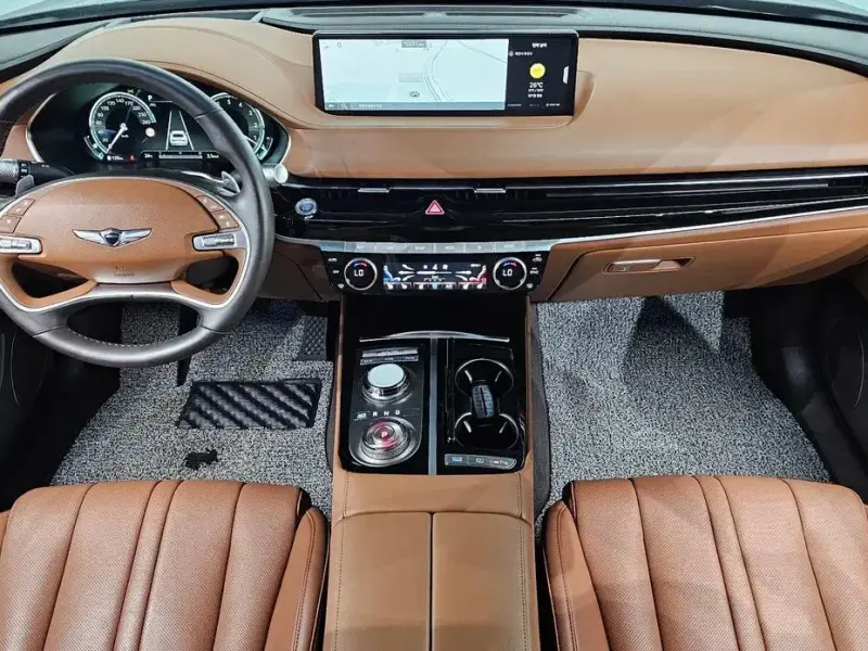 2023 Genesis G80 с пробегом 41 563 км