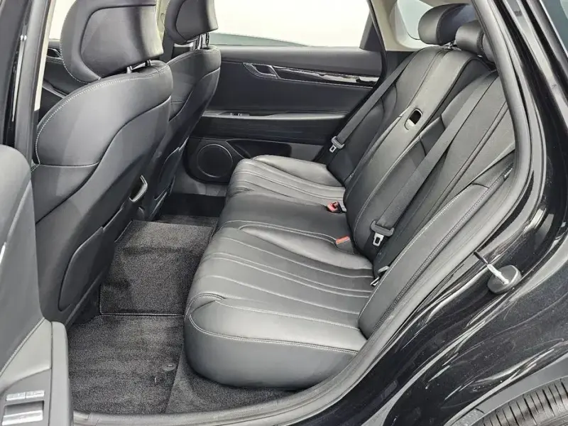 2023 Genesis G80 с пробегом 93 562 км