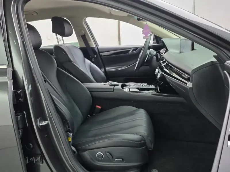2023 Genesis G80 с пробегом 56 499 км