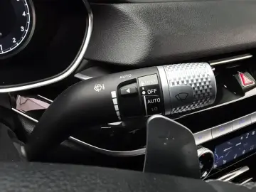 2023 Genesis G80 с пробегом 56 499 км