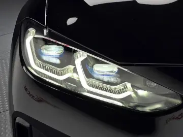2022 BMW i4 с пробегом 16 500 км