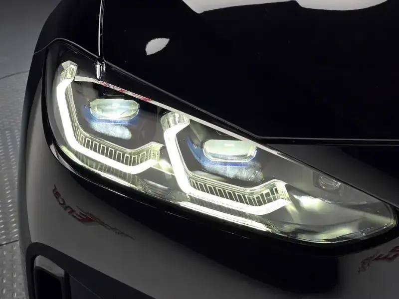 2022 BMW i4 с пробегом 16 500 км