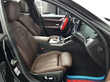 2022 BMW i4 с пробегом 16 500 км