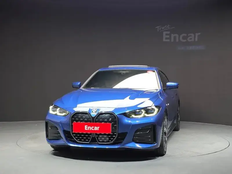 2023 BMW i4 с пробегом 81 844 км